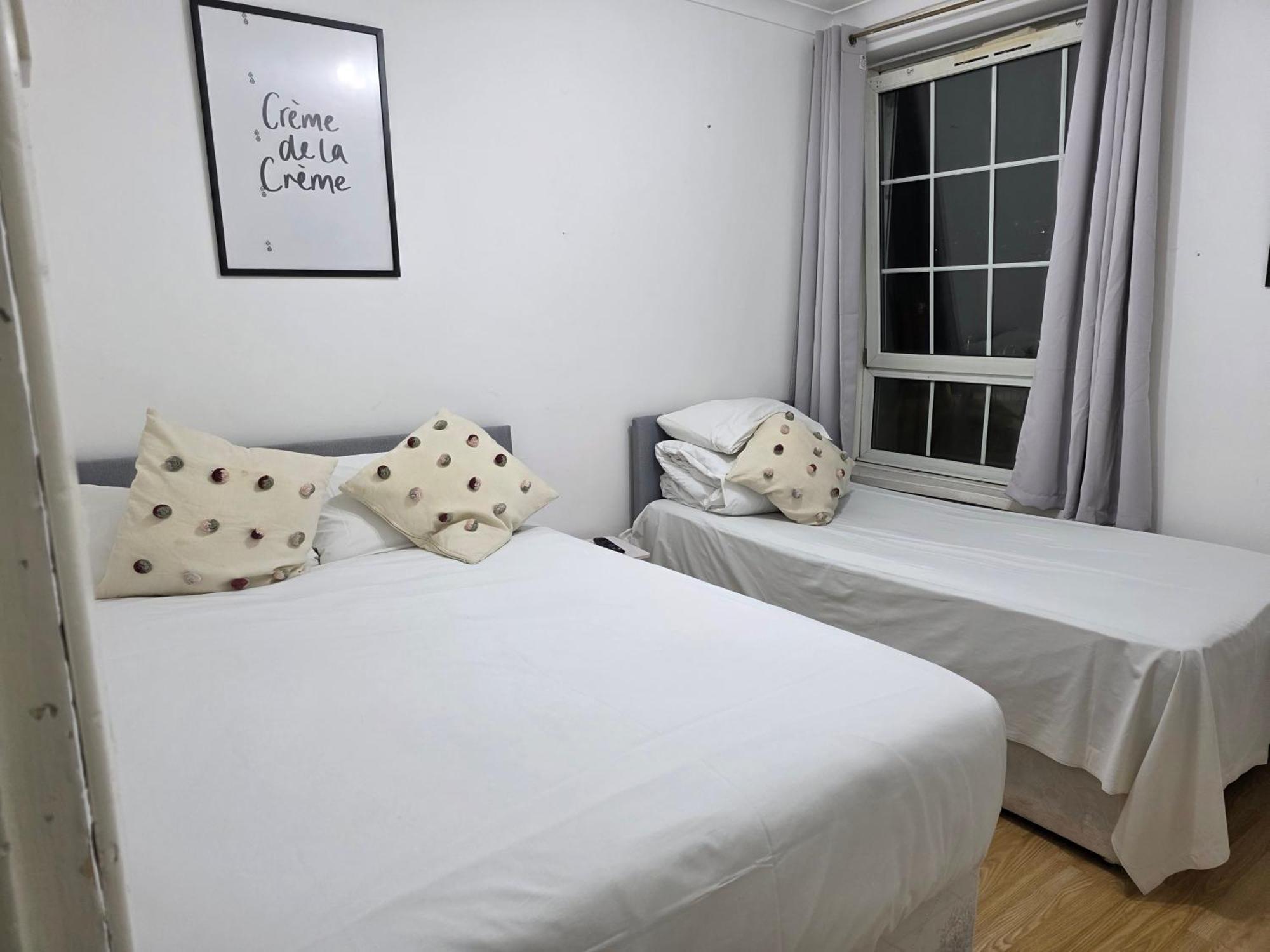 Budget Grey House London Ngoại thất bức ảnh